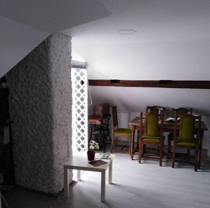 Apartman Vrdnicak Vrdnik Esterno foto