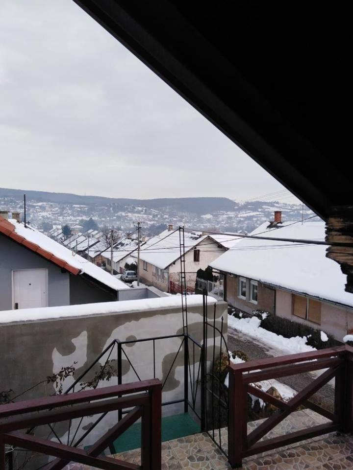 Apartman Vrdnicak Vrdnik Esterno foto