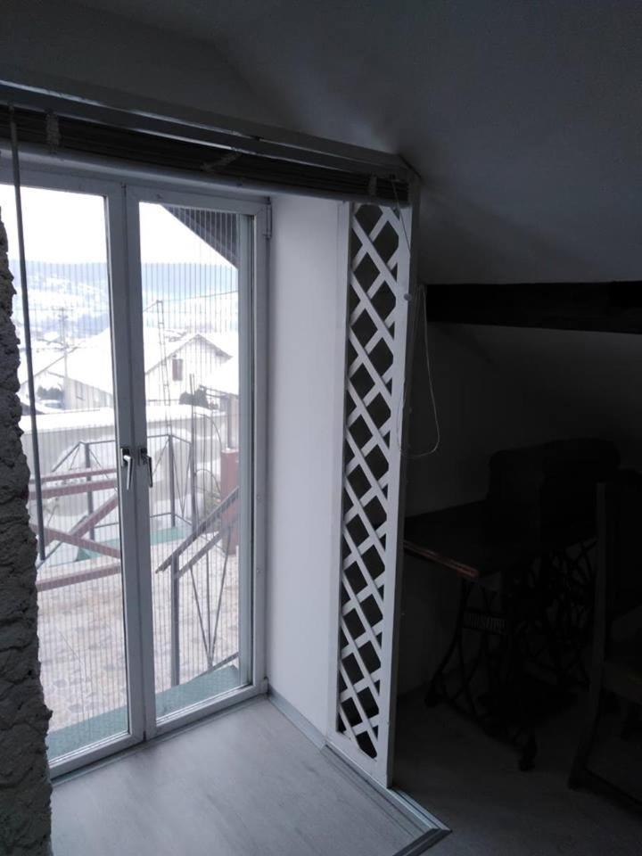 Apartman Vrdnicak Vrdnik Esterno foto