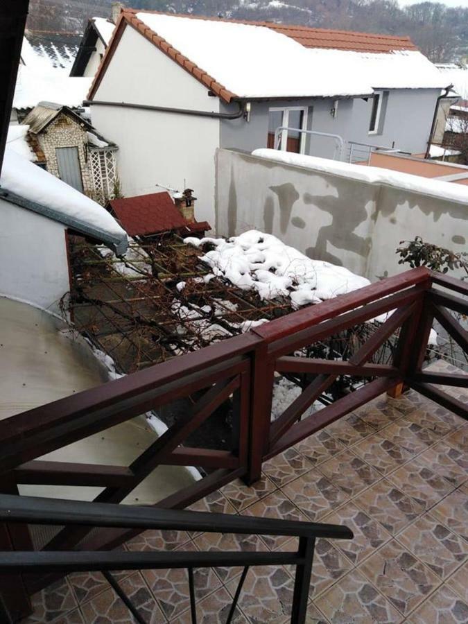 Apartman Vrdnicak Vrdnik Esterno foto